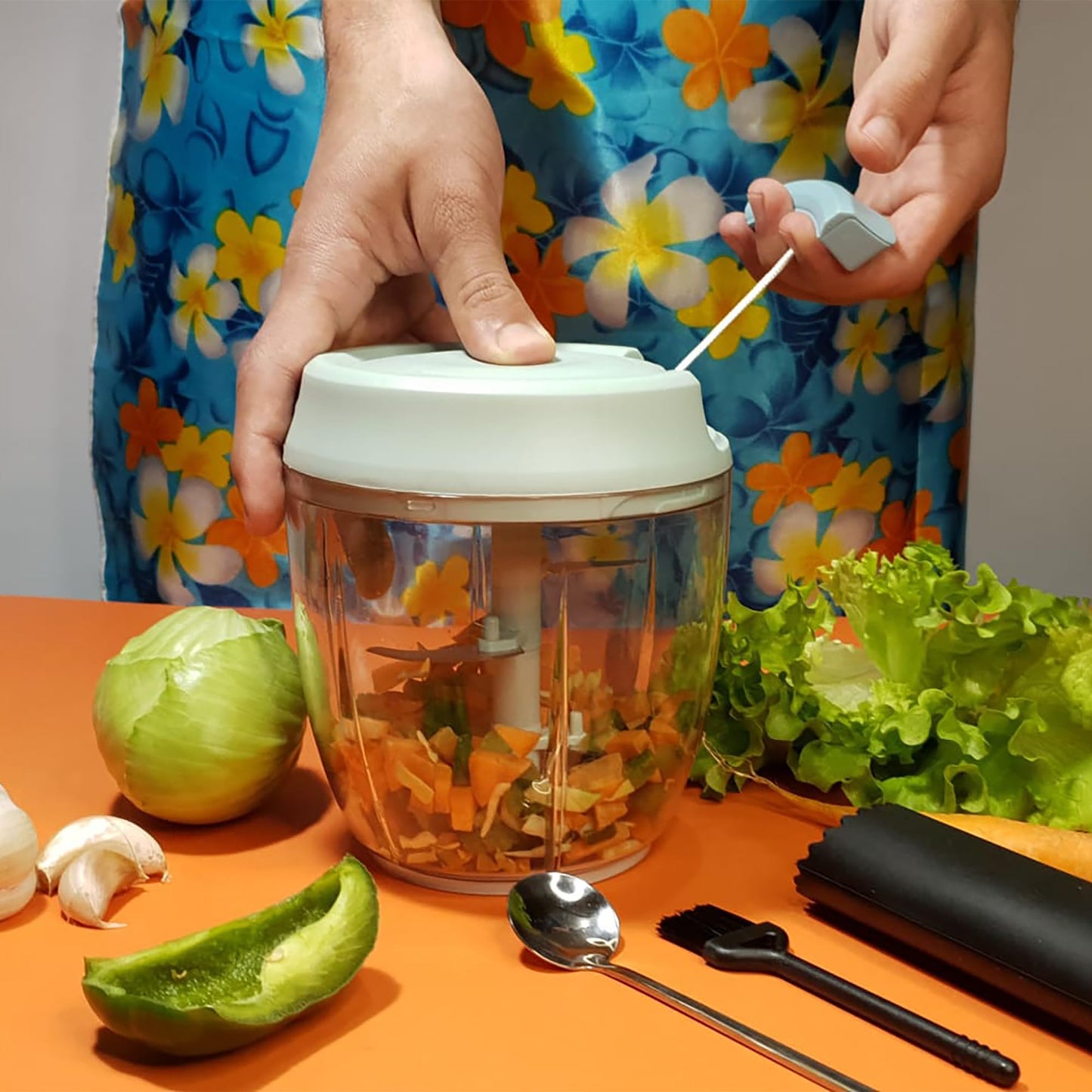 Tazeet 900Ml Upgraded Quality Manual Hand-Pulled Food Processor - Compact Portable String Vegetable Chopper for Small Kitchens, Quick Mincer for Vegetables, Garlic, Onions. Garlic Peeler Convinient - Tazeet.com