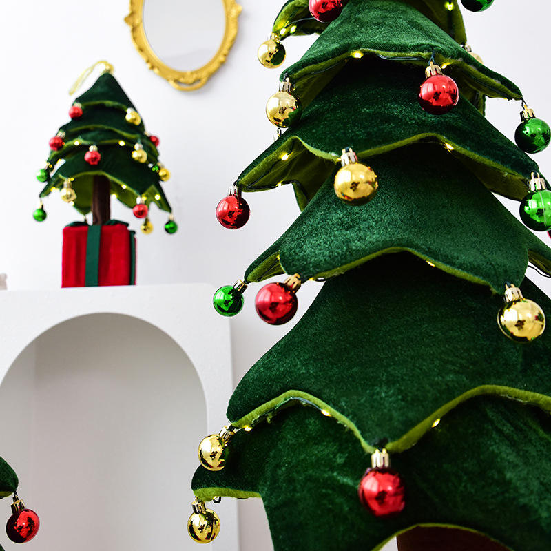 New Arrival Stretchable Gift Pack Christmas Tree – Creative Tabletop Xmas Decoration for Home & Party - Tazeet.com