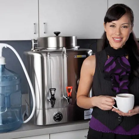 Xylem Flojet Bottled Water Dispensing System – 5000 Series Pump, 230V, 40 PSI for Coffee Makers & Ice Dispensers (Model: BW5003-000A) - Tazeet.com