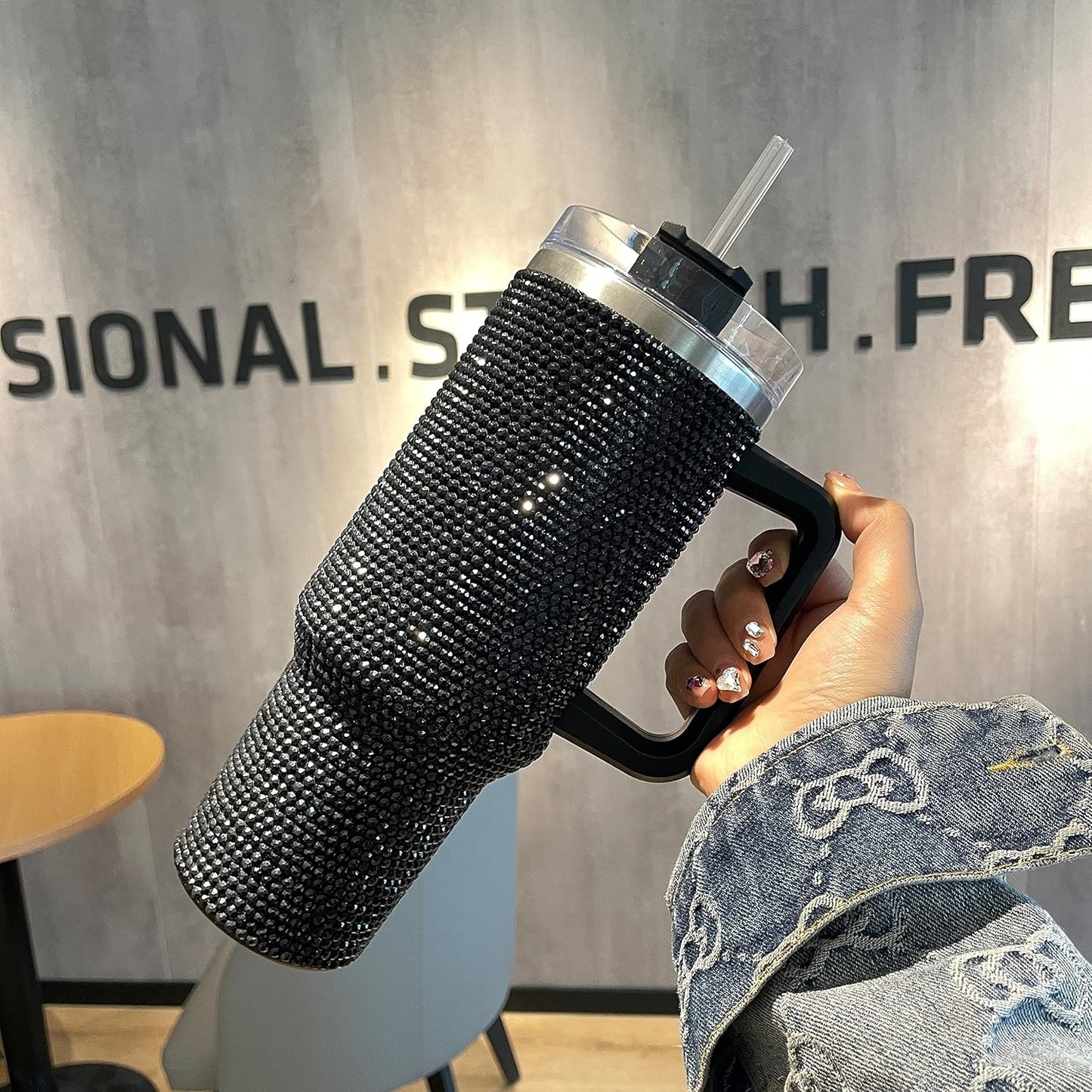 40 Oz Tumbler With Handle Studded Tumbler With Lid and Straw Insulated Stainless Steel Double Wall Water Cup Travel Mug Water Bottle Tumblr For Women