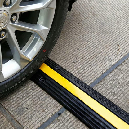 TAZEET heavy-duty rubber cable protector ramp — gallery view 7