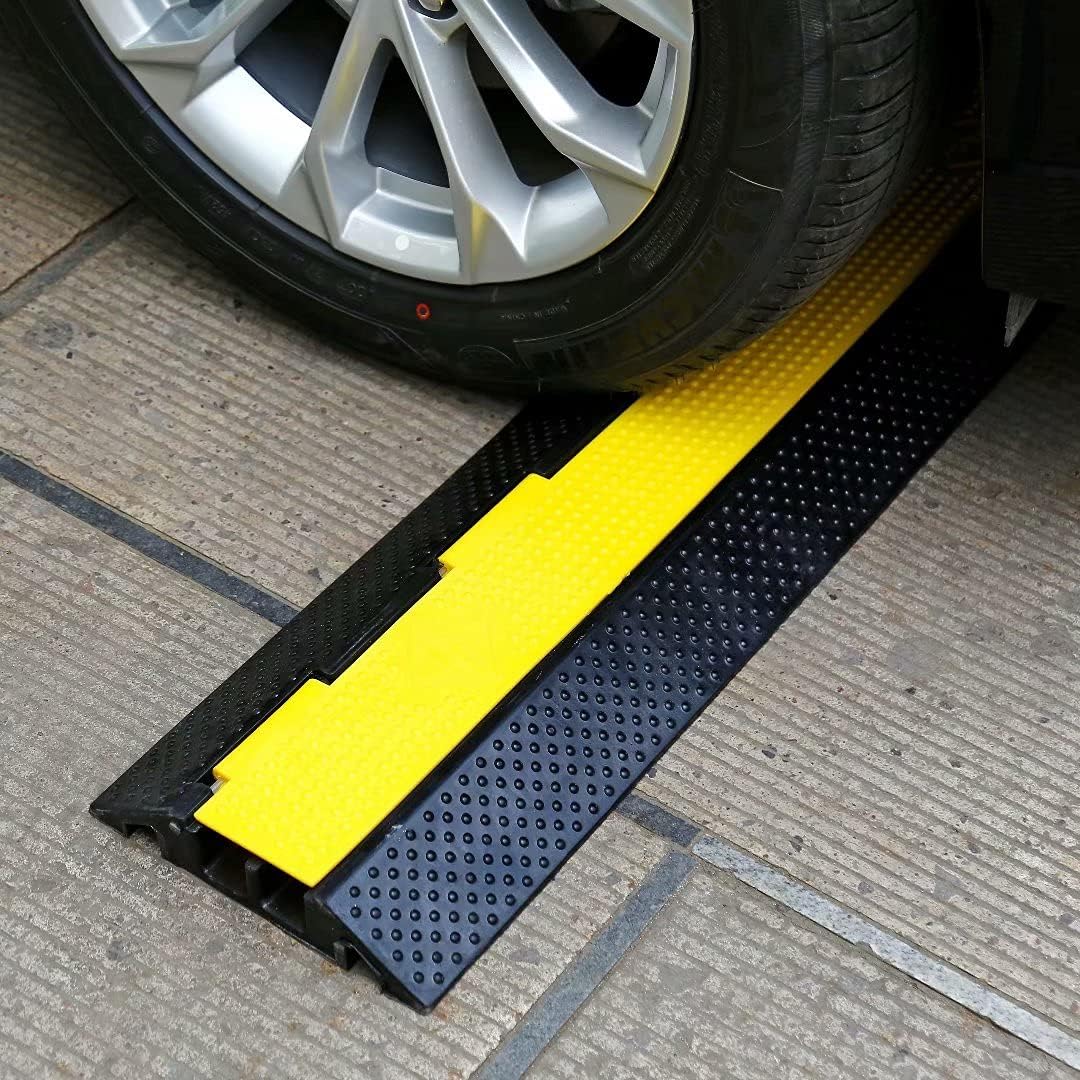TAZEET heavy-duty rubber cable protector ramp — gallery view 14